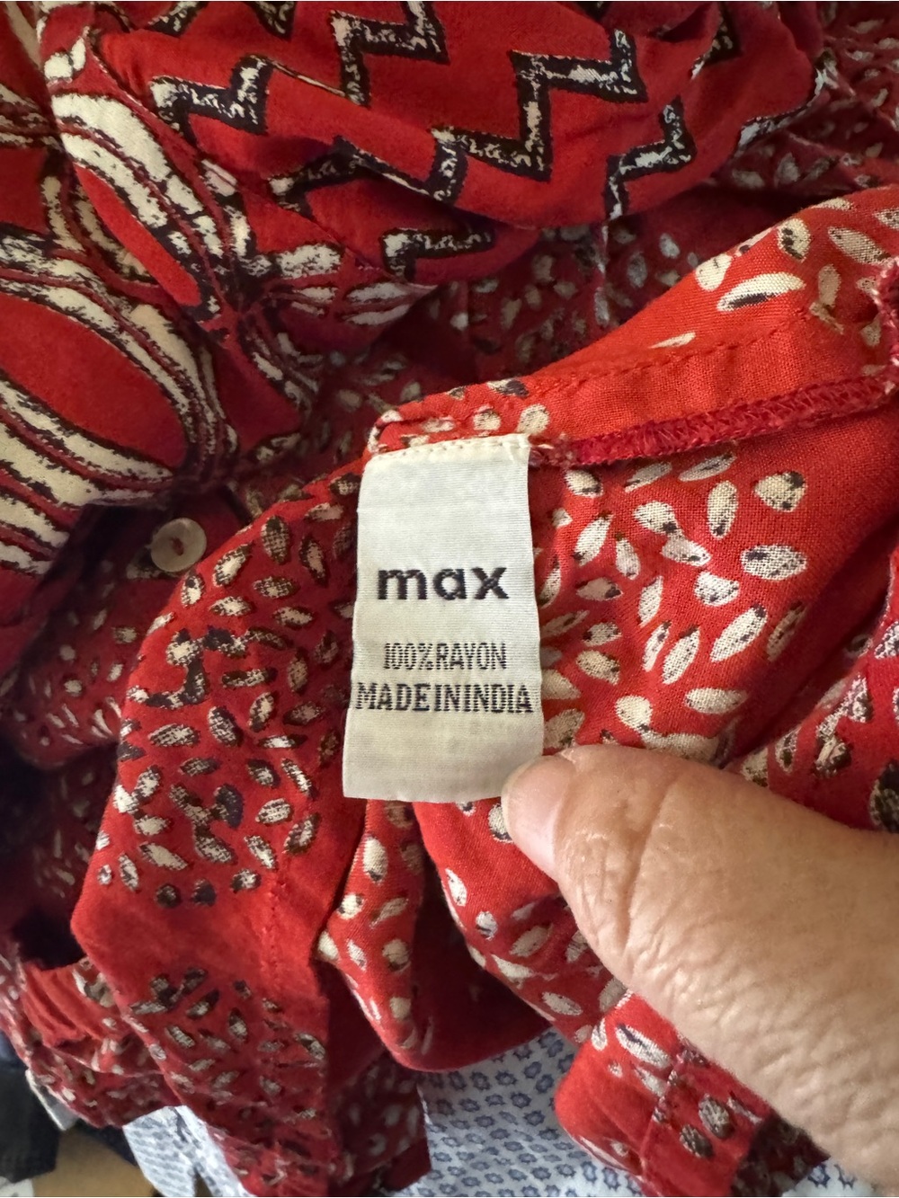Max Red Patterned Button-Front Mini Dress - Picture 8 of 10
